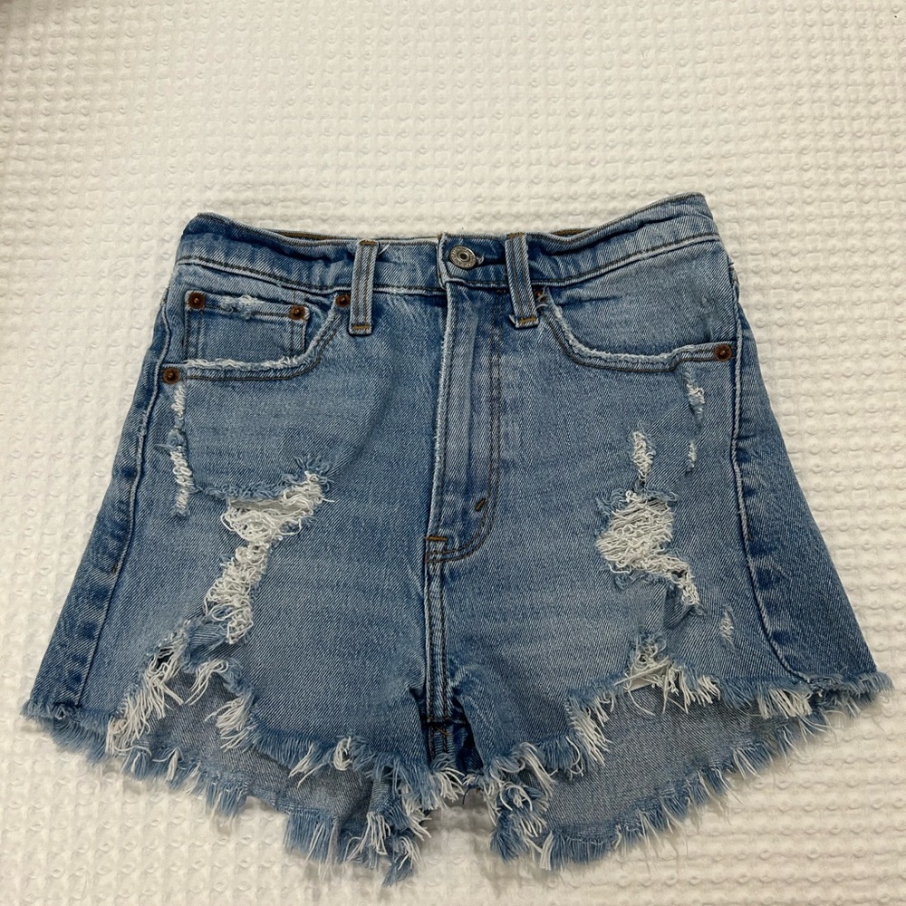 Abercrombie & Fitch High Rise Mom Shorts